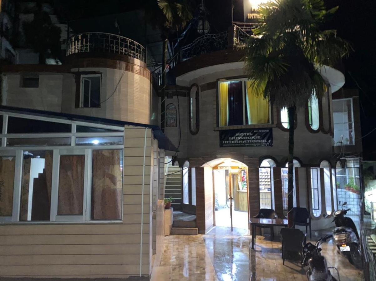 Hotel The Mussoorie International エクステリア 写真