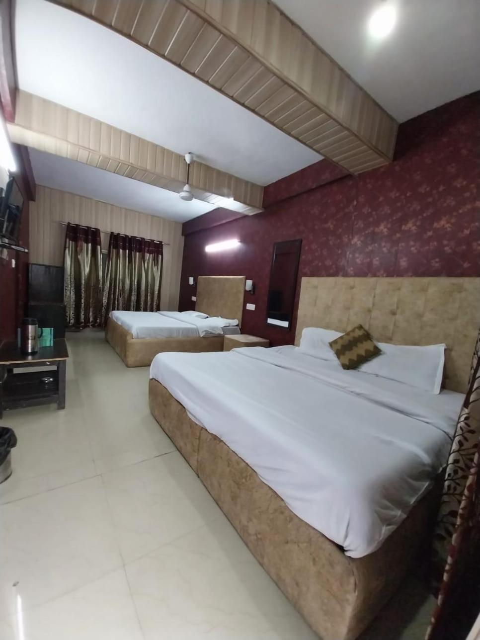 Hotel The Mussoorie International エクステリア 写真