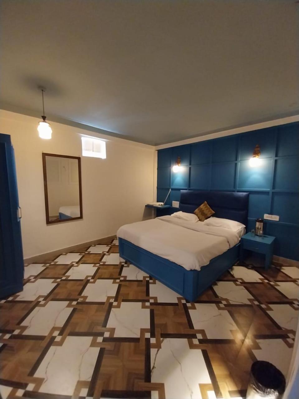 Hotel The Mussoorie International エクステリア 写真