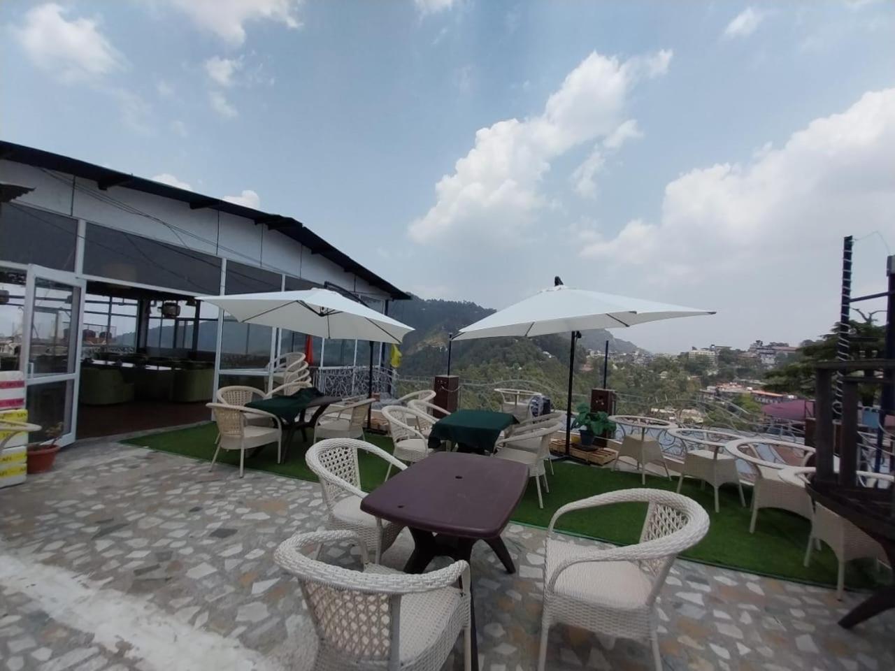 Hotel The Mussoorie International エクステリア 写真