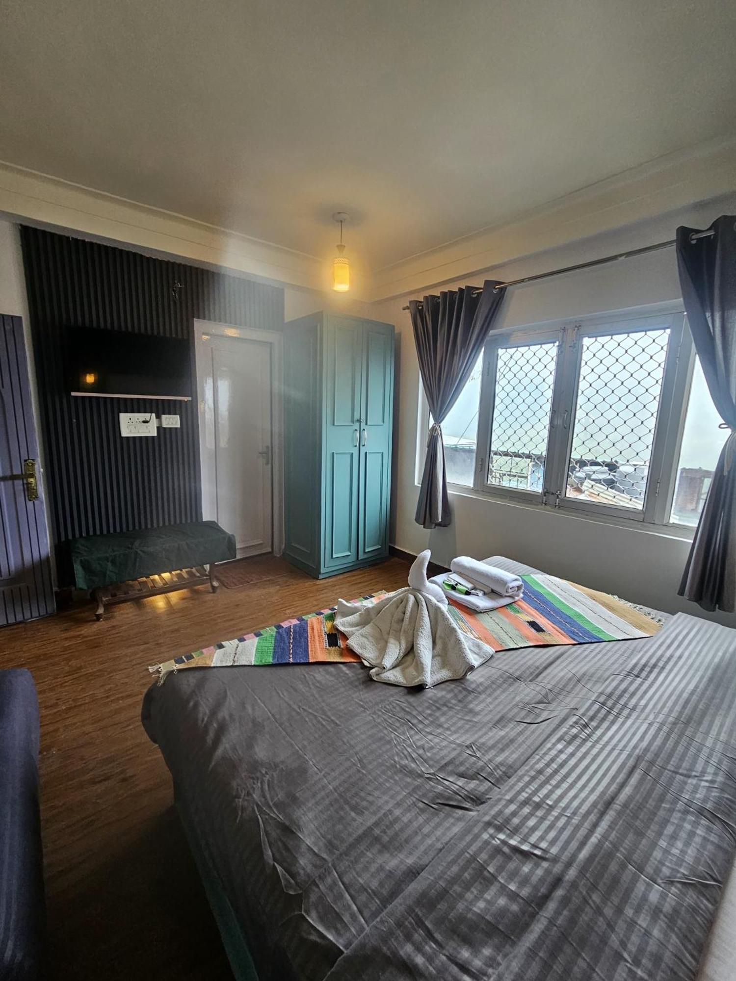 Hotel The Mussoorie International エクステリア 写真