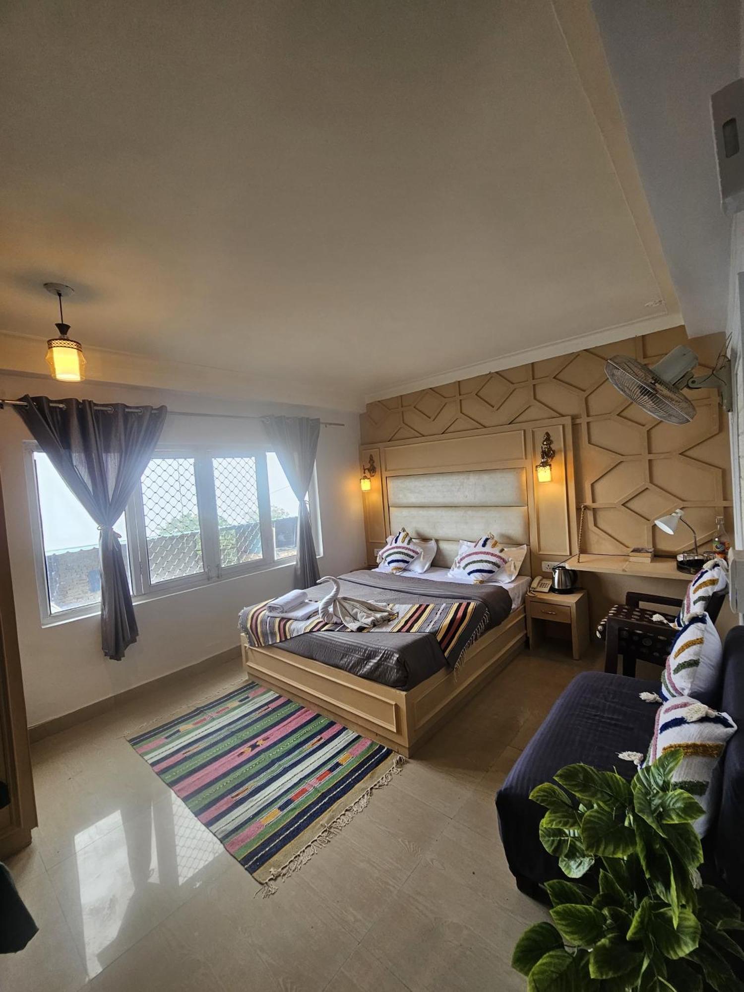 Hotel The Mussoorie International エクステリア 写真