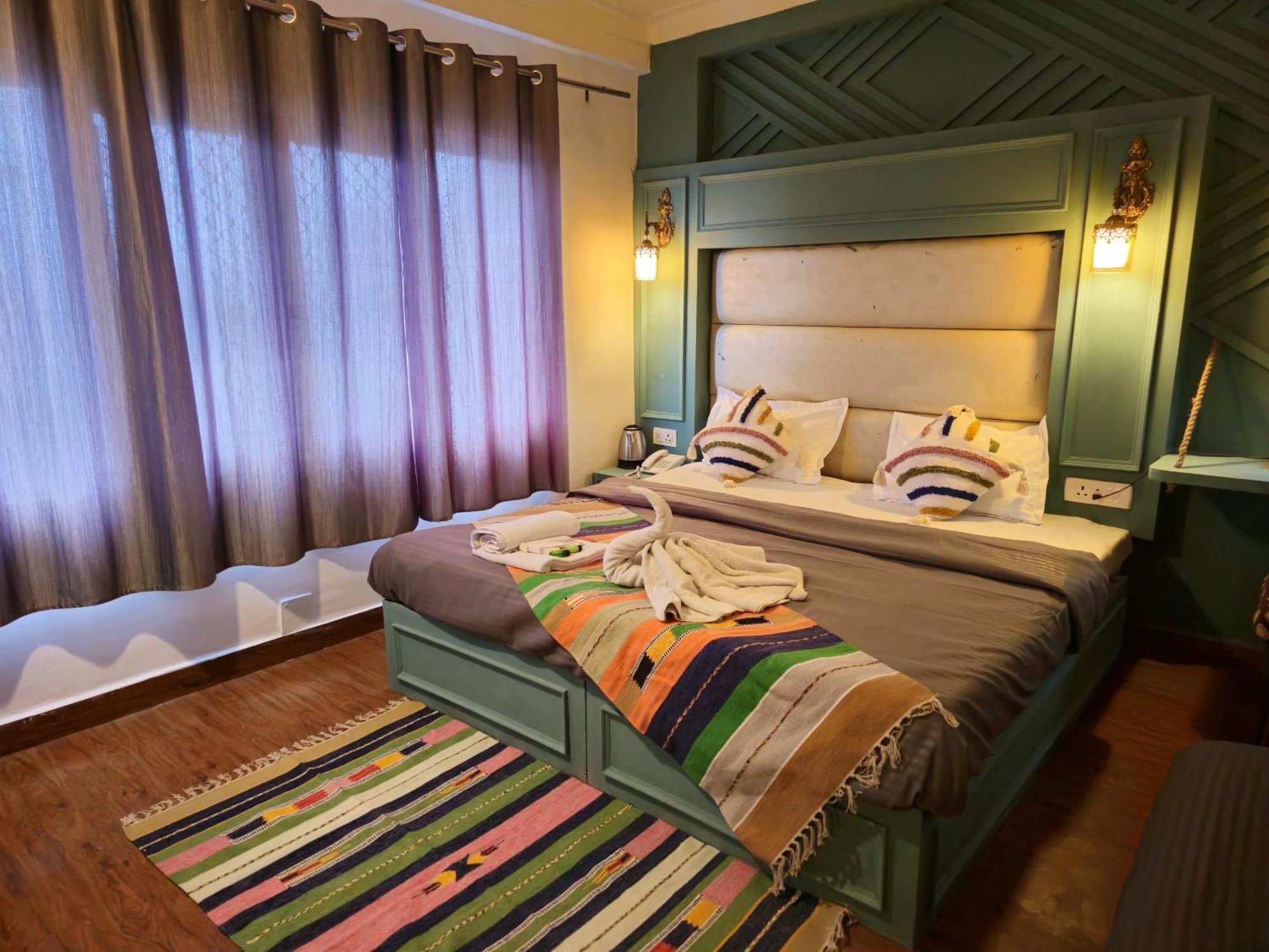Hotel The Mussoorie International エクステリア 写真